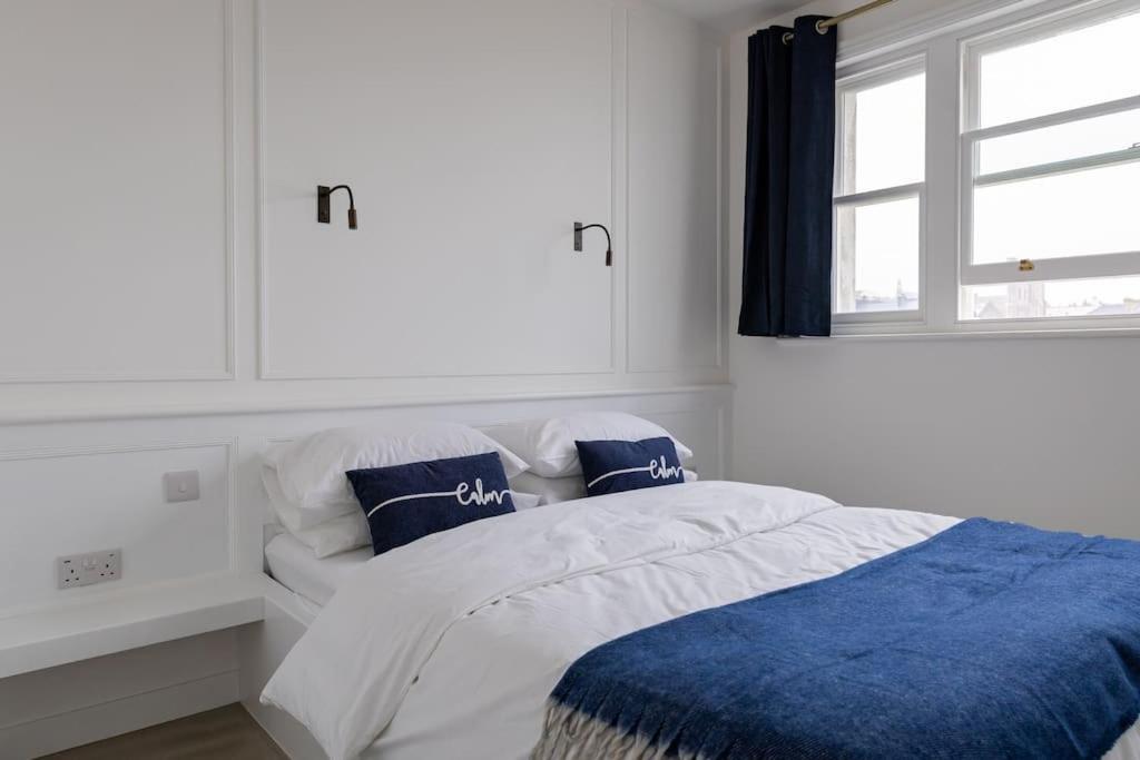 Amazing Seaview - 2 Bedroom, 2 Bathroom Apartment St Leonards-on-Sea